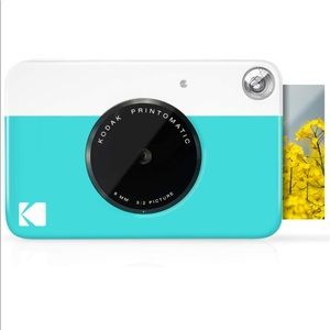 New In Box KODAK Printomatic Digital Instant Print Camera (Blue)